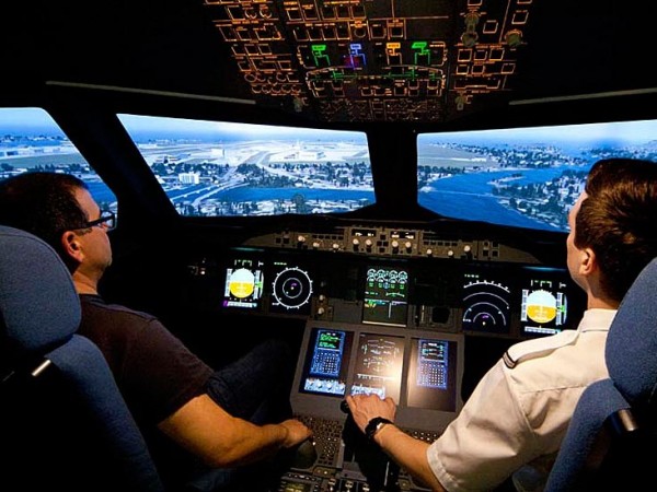 Flugzeug Simulator Lübeck (Airbus A380 fixed)