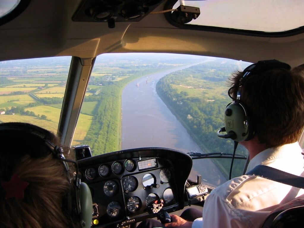 Helikopter Rundflug Nordsee exklusiv – Bild 4
